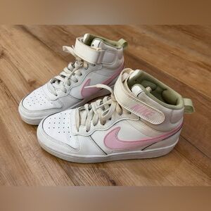Youth Sz 5.5 Nike Court Borough Mid 2 (GS) White/Pink Glaze CD7782 105